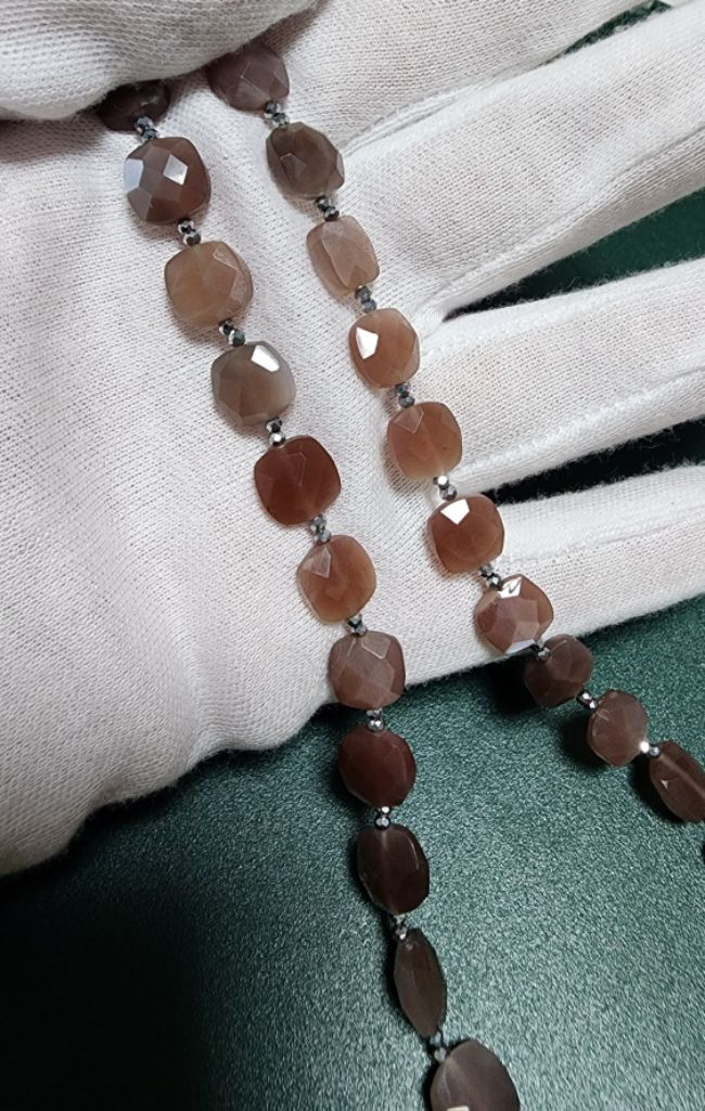 핸드메이드 AA~A+초코문스톤 목걸이 이미지