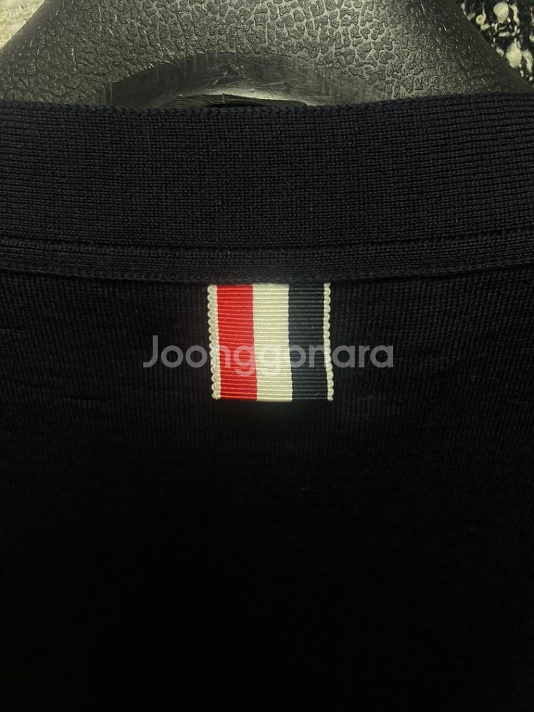 정품 톰브라운 사선 울 가디건 2 사이즈 남녀공용--2