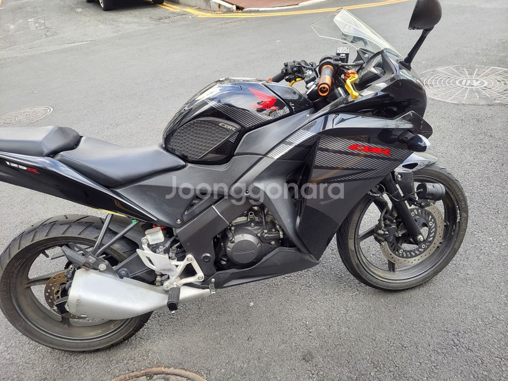혼다 CBR125R--1
