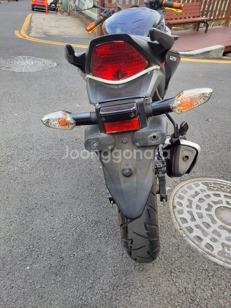 혼다 CBR125R--2