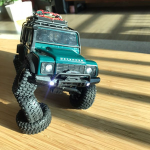 trx4m 디펜더 그린