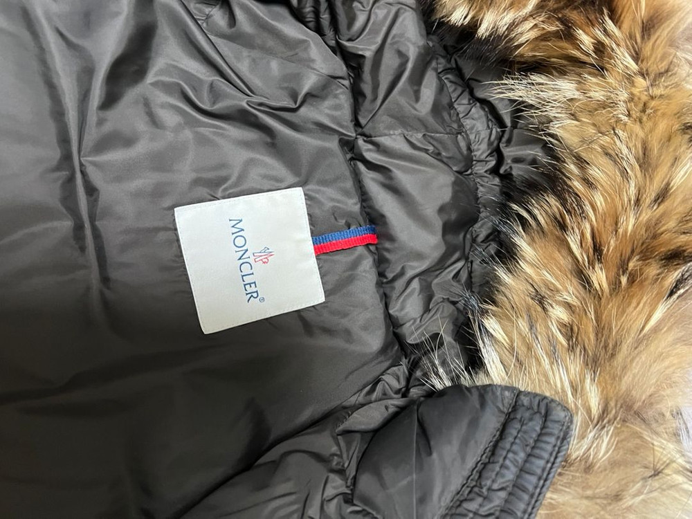 몽클레어 패딩코트--3