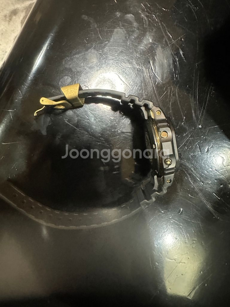 지샥 dw-5040pg-1dr 판매합니다--2