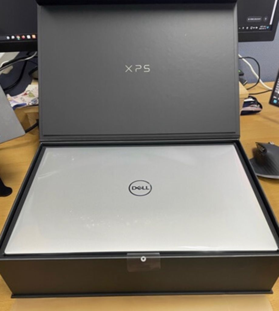 델 XPS 15 9530