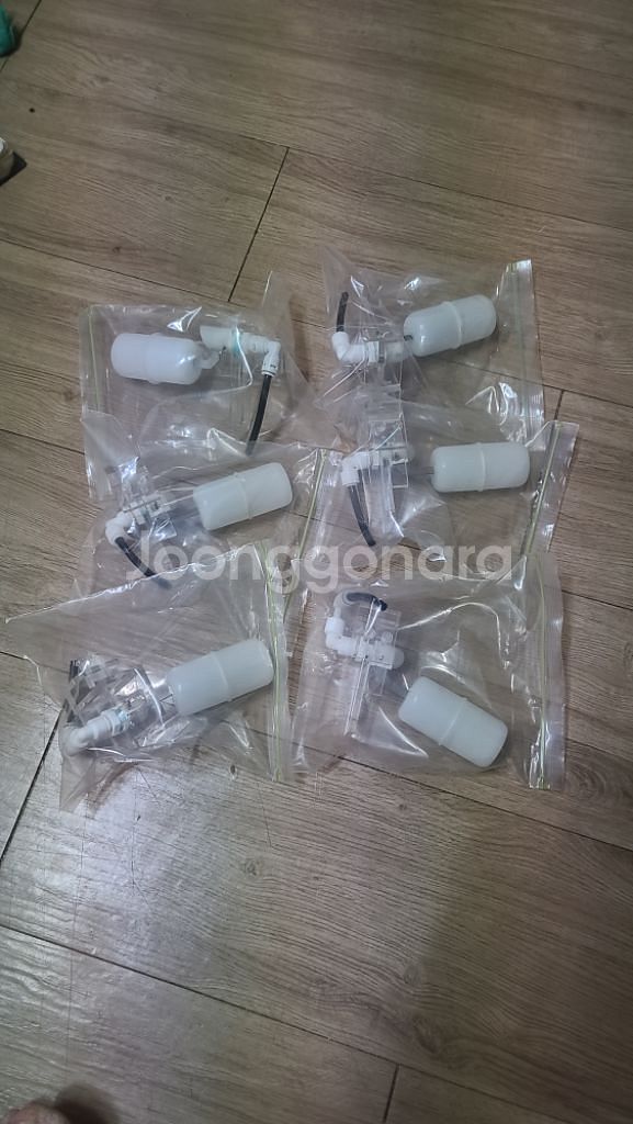 1회 사용 한 어항 아크릴 플로팅 어항 물 수위조절--8