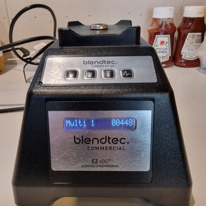 blendtec ez600 팝니다.