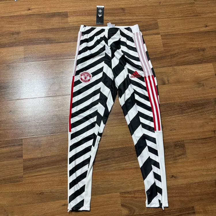 새상품 맨체스터x아디다스 콜라보바지(S) 이미지
