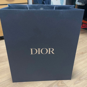 dior 디올 쇼핑백(대형) 새상품 판매