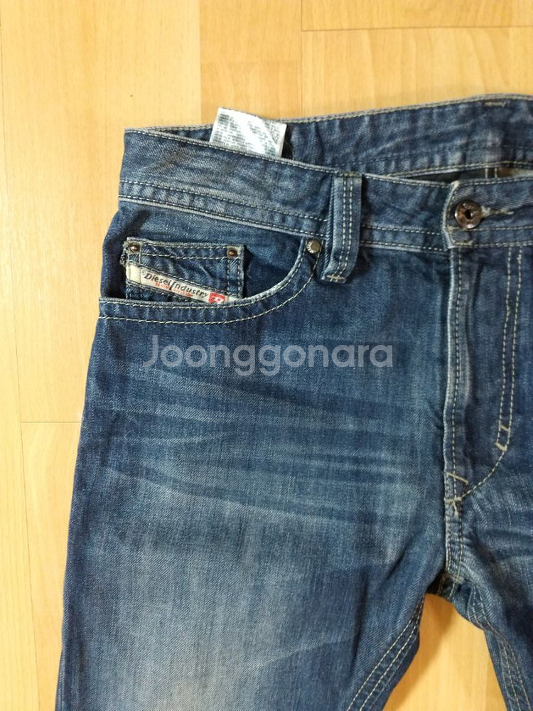 남성 디젤 THAVAR 데님 일자청바지 (31)--1
