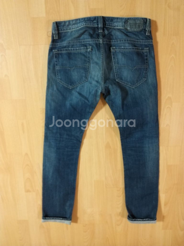 남성 디젤 THAVAR 데님 일자청바지 (31)--6
