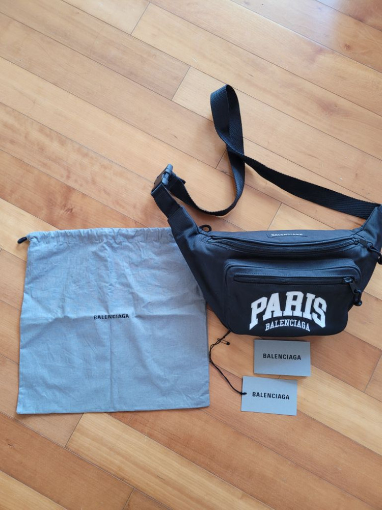 발렌시아가 파리 시티 벨트백 힙색 팝니다--1