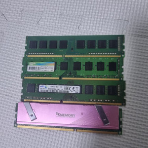 데스크탑용 DDR3 램 8gb 4개