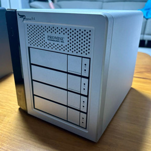 맥용 스토리지 Promise Pegasus1 R4