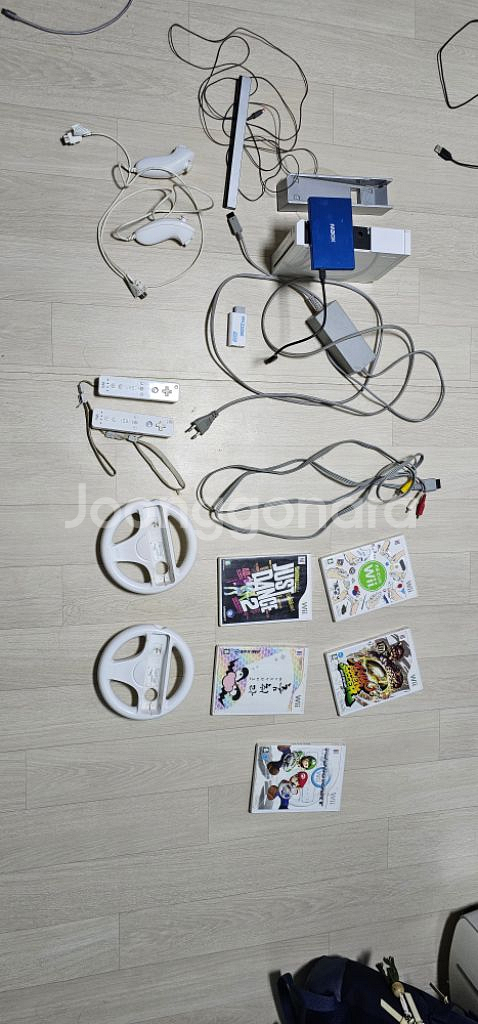 닌텐도wii 세트 하드로더 팔아요. 택배가능--1