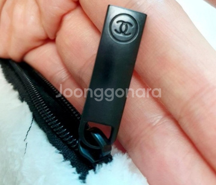 샤넬 정품 대용량 수건재질 화이트 파우치,클러치백--4