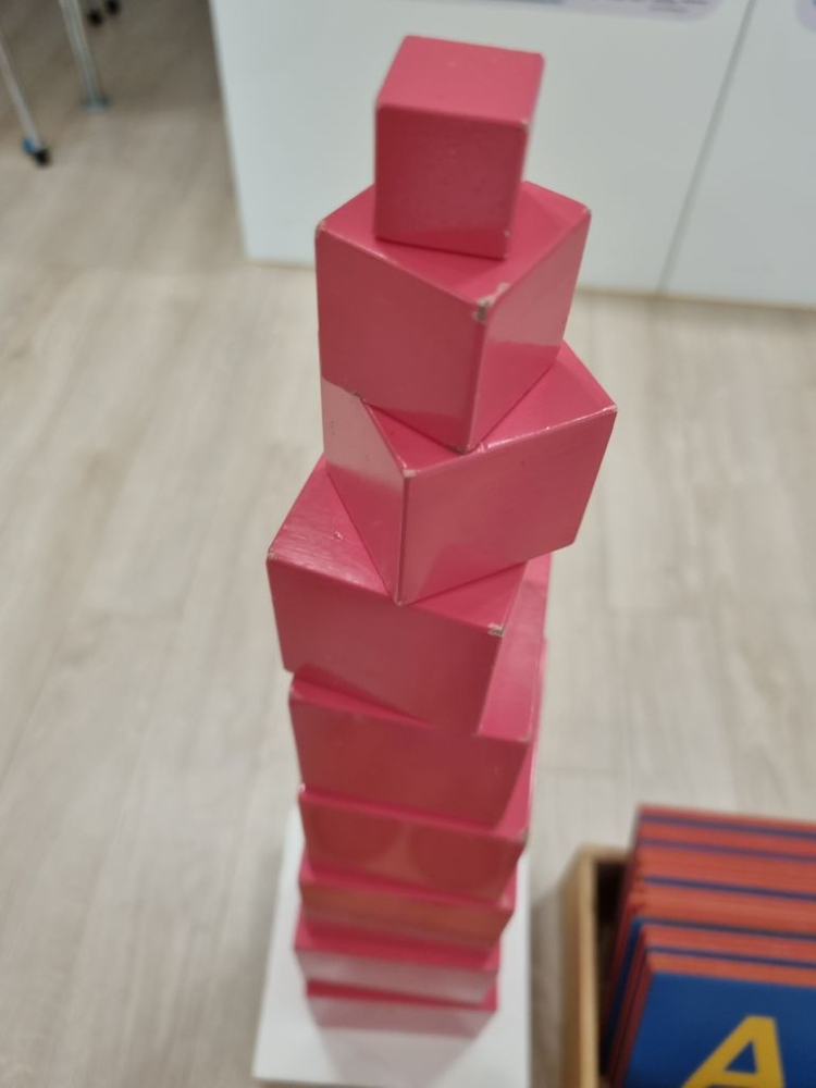 키즈에이원 몬테소리 풀세트 팝니다.--6