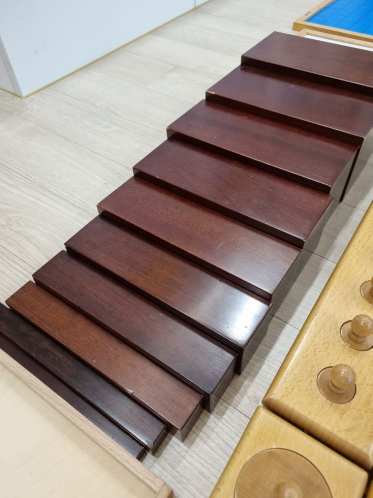 키즈에이원 몬테소리 풀세트 팝니다.--7