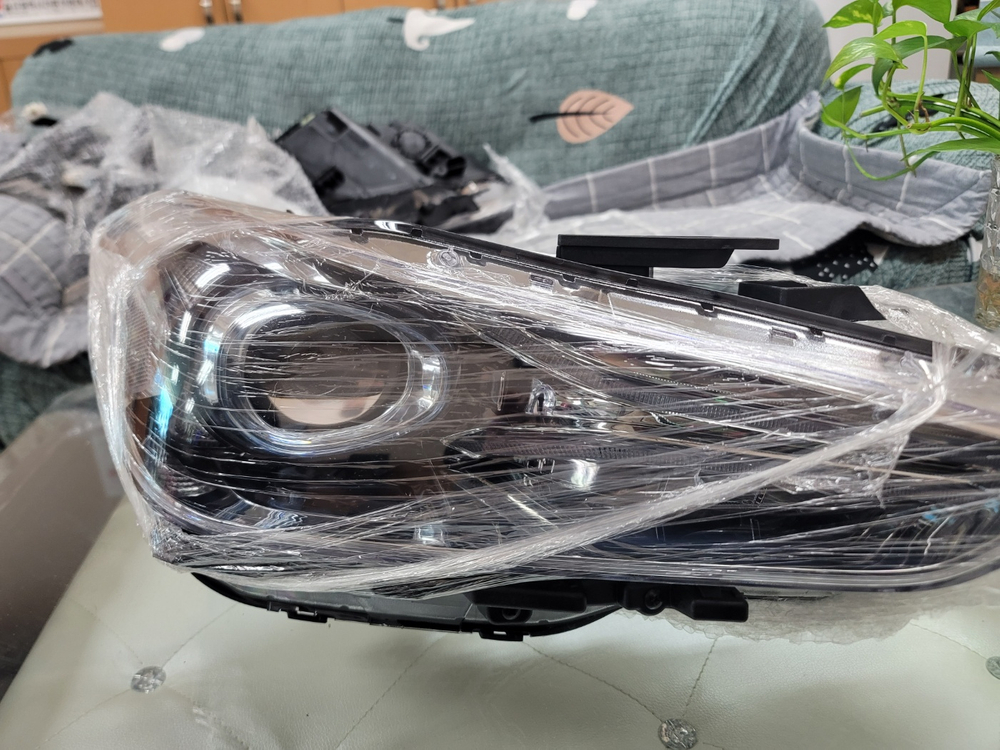 상태AA급 G70구형(20년식) 헤드라이트(조수석)판매--1