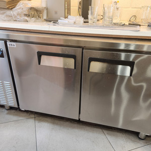 에버젠(간냉식) 1500 테이블 냉장/냉동 (2021년