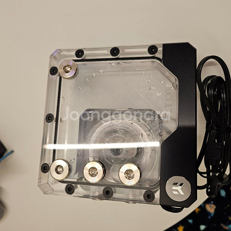EK Quantum Kinetic FLT 120 D5--1