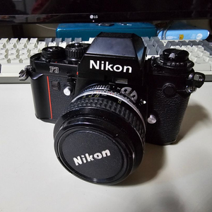 Nikon니콘F3 + 50mm 1.8 + 배터리 묶음