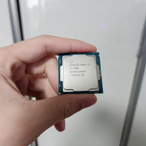 인텔 i7-7700 중고