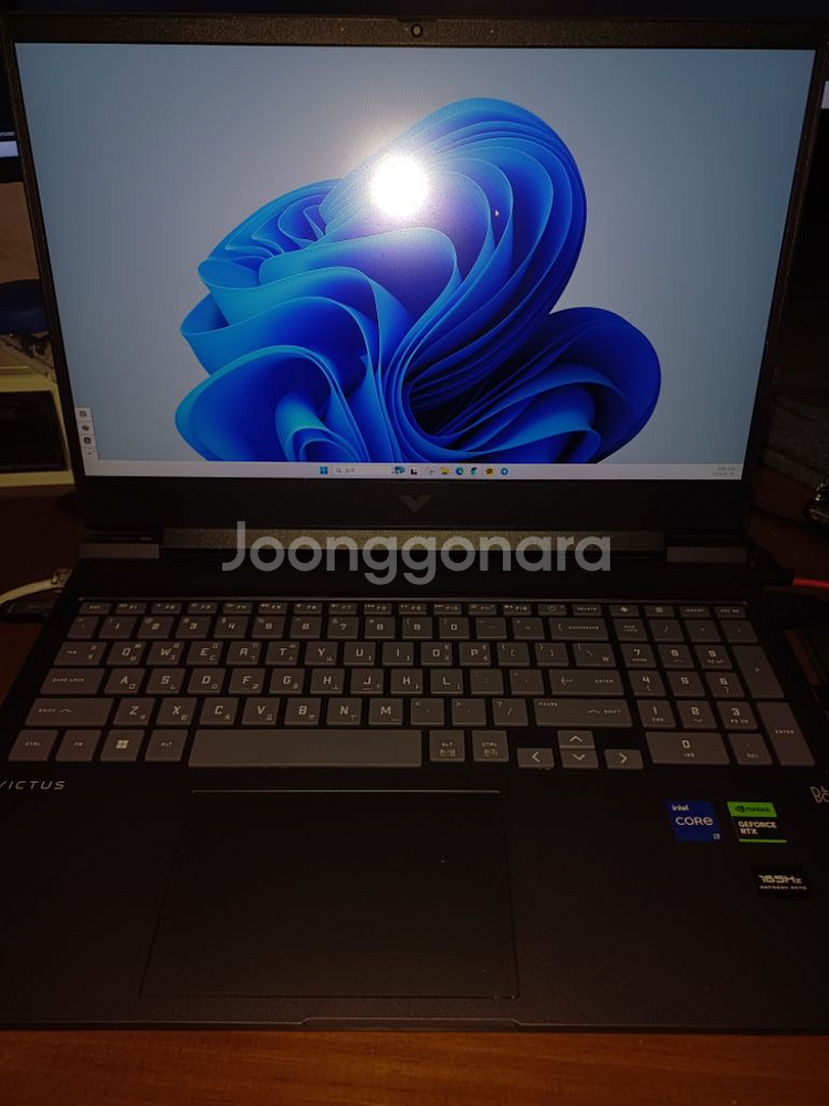 HP 빅터스16 i7 노트북팝니다--1