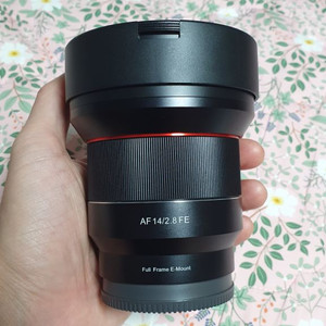 삼양 14mm 소니 FE 렌즈 팝니다