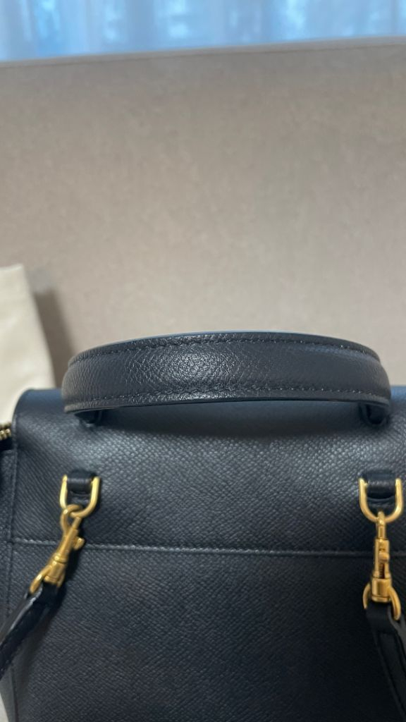 셀린느 벨트백 나노 블랙--5