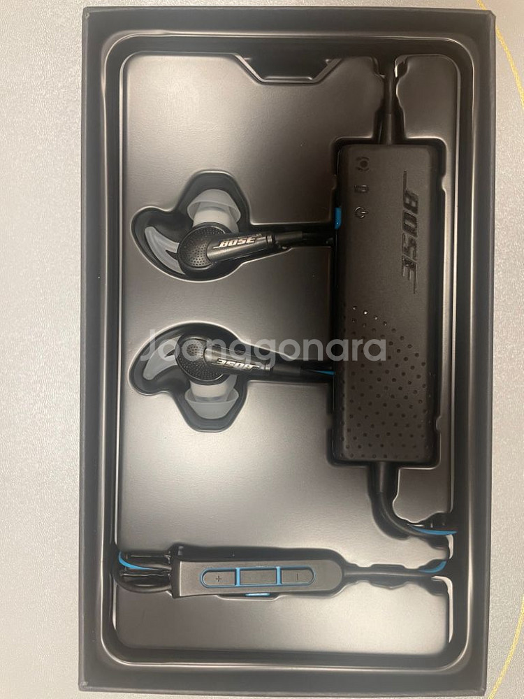 bose qc20--3