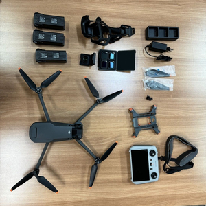 DJI 매빅3 클래식 + 플라이모어키트 싸게팝니다