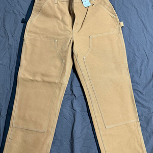 칼하트 루즈핏 더블니 팬츠 판매합니다.