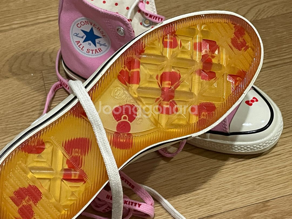 키티 2018 한정판 컨버스--3