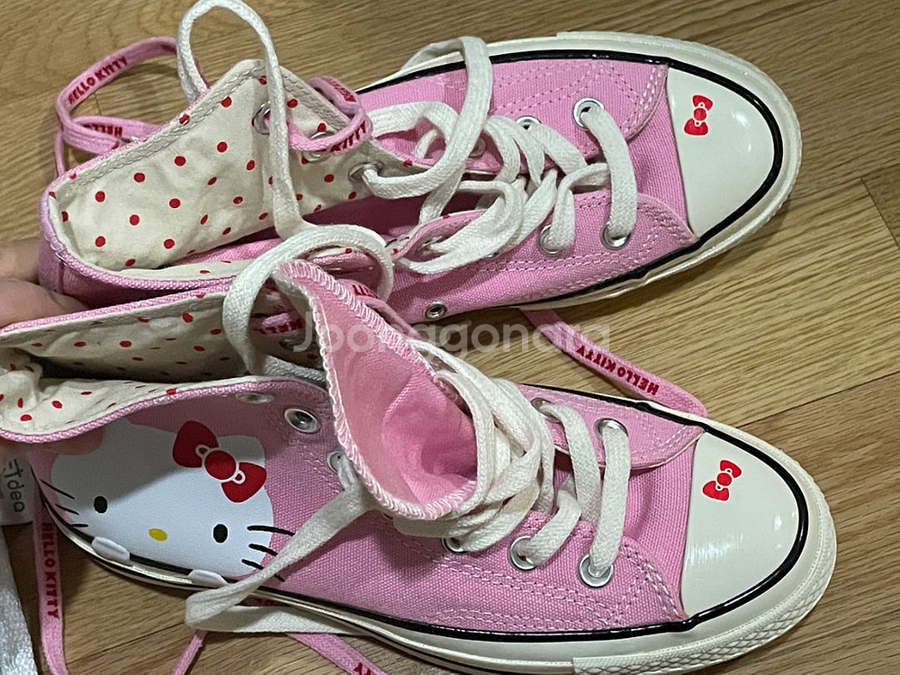 키티 2018 한정판 컨버스--4