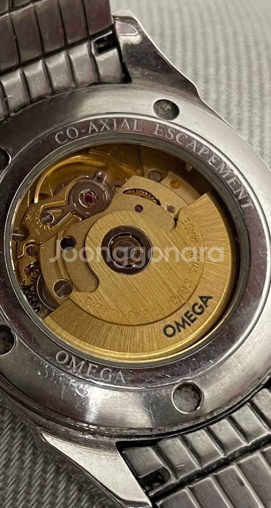 Omega De Ville--4