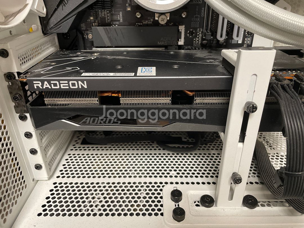 기가바이트 rx6700xt ELITE 12gb--1