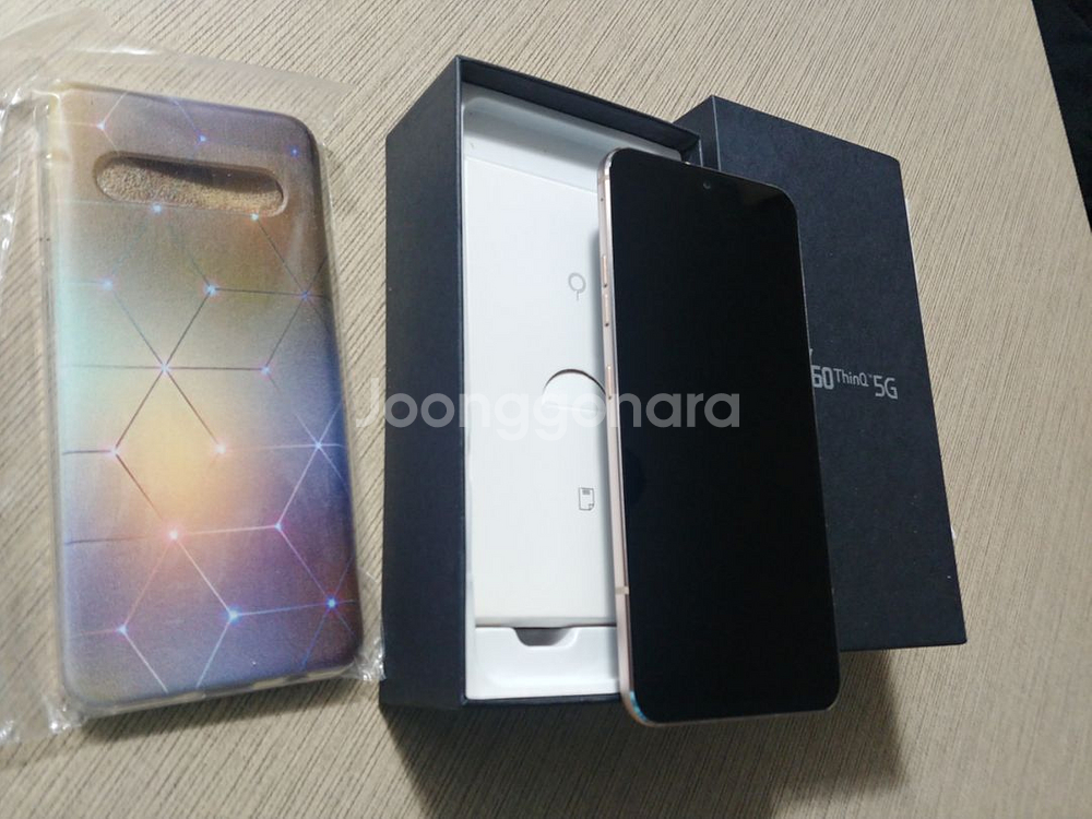 LG V60--1