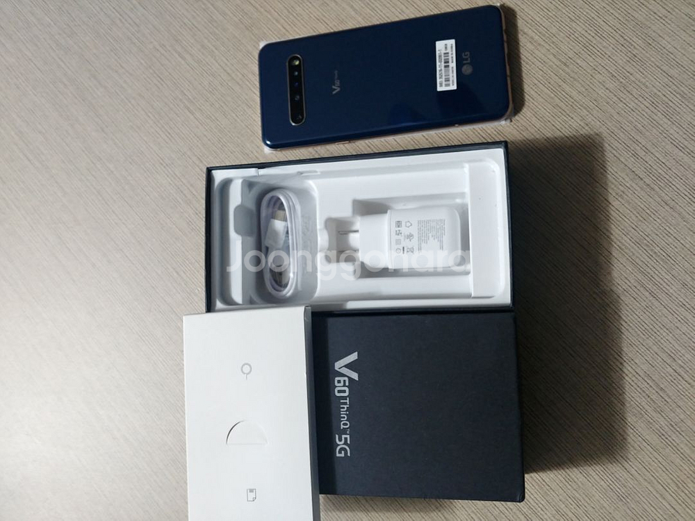 LG V60--3