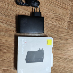 Baseus GaN 140W 충전기