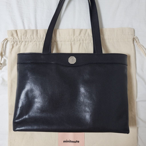 미닛뮤트 caviar tote bag