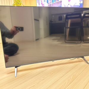 LG UHD 43인치 TV(스탠드형)