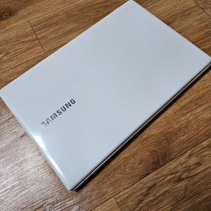 삼성노트북 액정파손NT450R5E-K82S