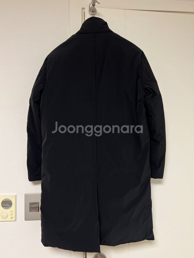 띠어리 페이퍼 나일론 펜 패딩--1