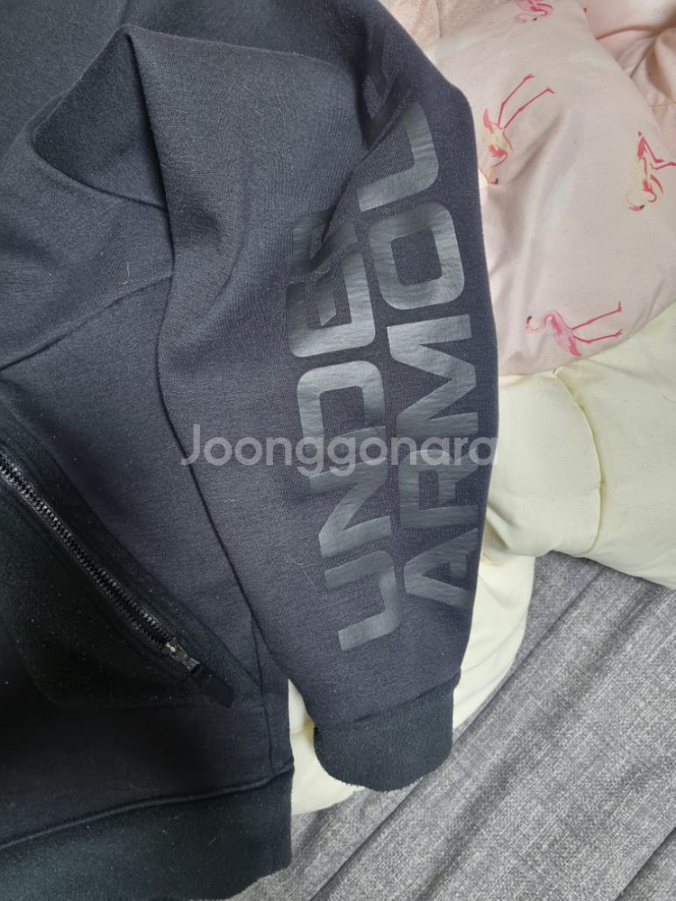 언더아머 후드티 팝니다 사이즈 XL--1