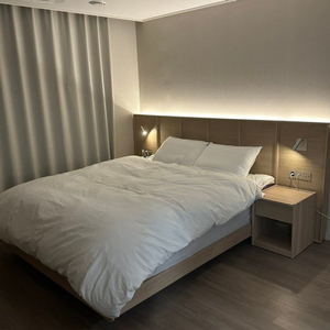 한샘 호텔침대 유로 503 프레임 오크 KK +멀티패널