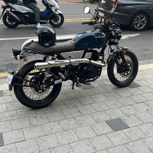 부캐너 125cc 2천300km 배터리새거