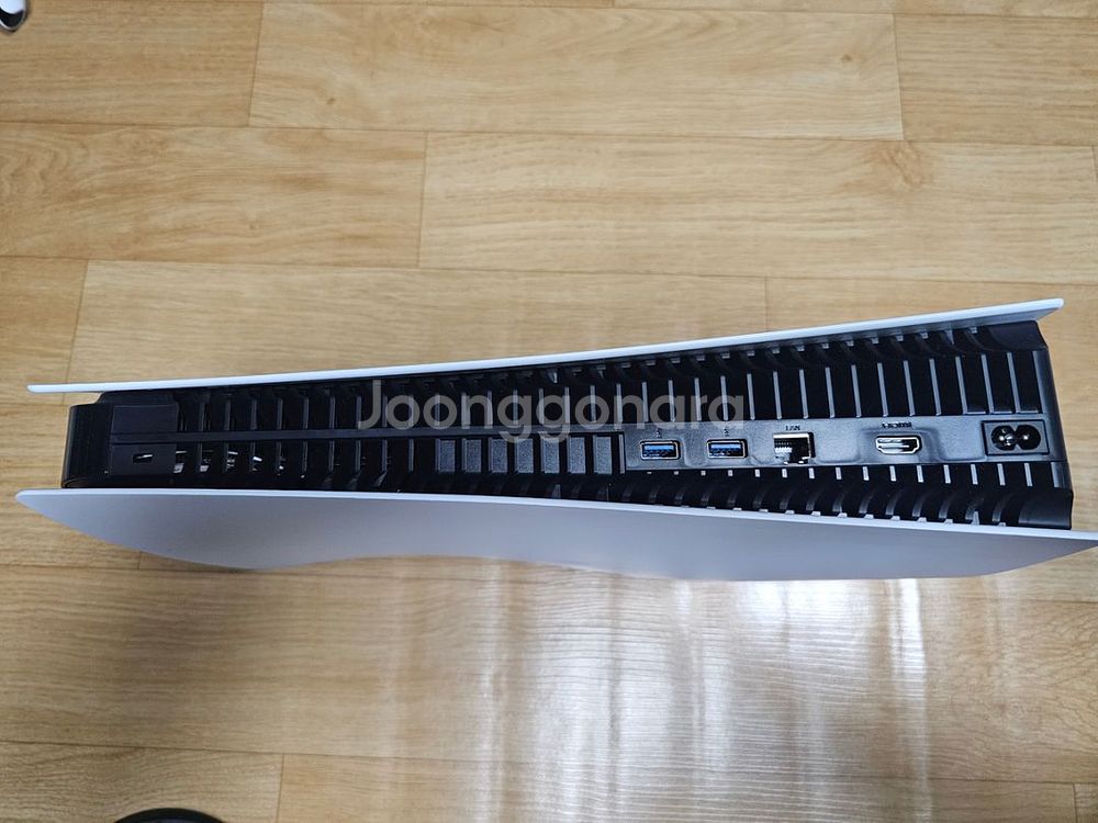 PS5 디스크에디션 판매 합니다--8