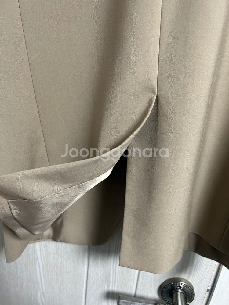 자라 베이지색 자켓 77까지 가능 (택포)--2