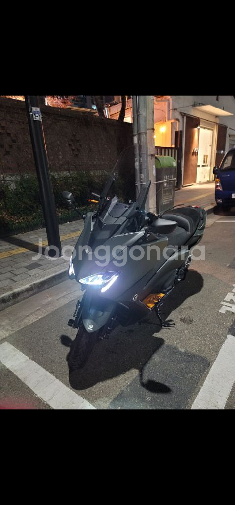 티맥스 560 21년식 팝니다--1