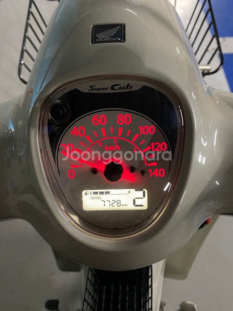 슈퍼커브 110 베이지--2